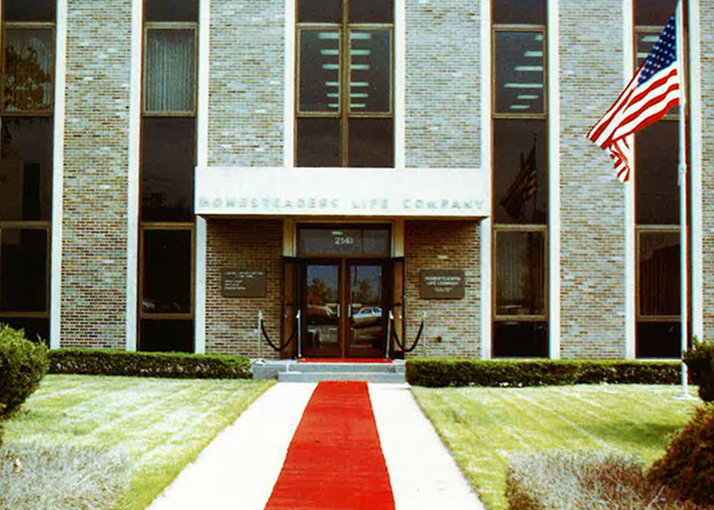 website-1984-office-building-1400x1000-0725